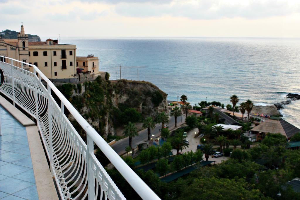 Bella Tropea Suite Szoba fotó